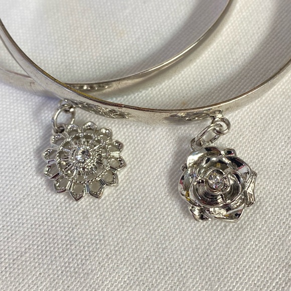 Cute bangle bracelets with dangle charms - Picture 4 of 4